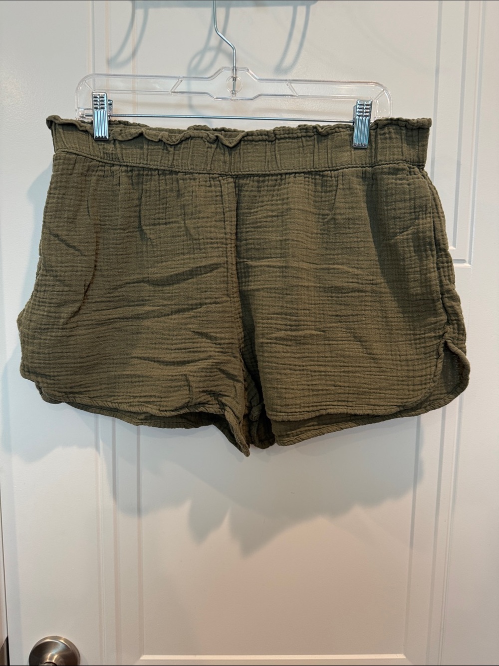 Universal Thread Olive Green Textured Athletic Shorts